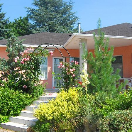 Feszek Apartmanhaz Vonyarcvashegy Εξωτερικό φωτογραφία