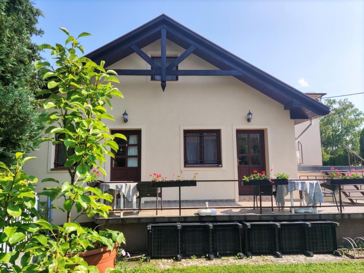 Feszek Apartmanhaz Vonyarcvashegy Εξωτερικό φωτογραφία